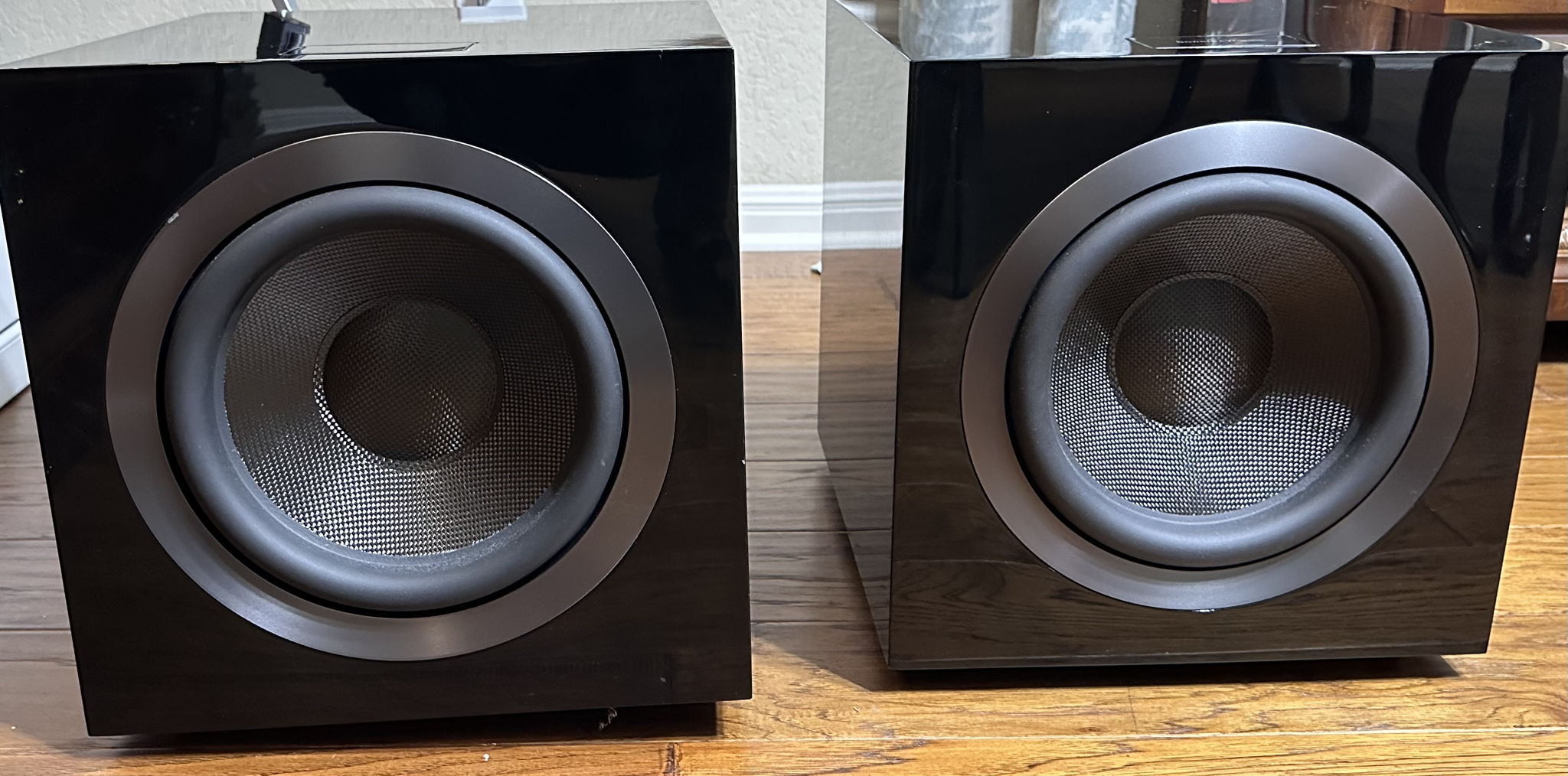 B&W (Bowers & Wilkins) DB4S Active Subwoofer PRICE FOR ... 4
