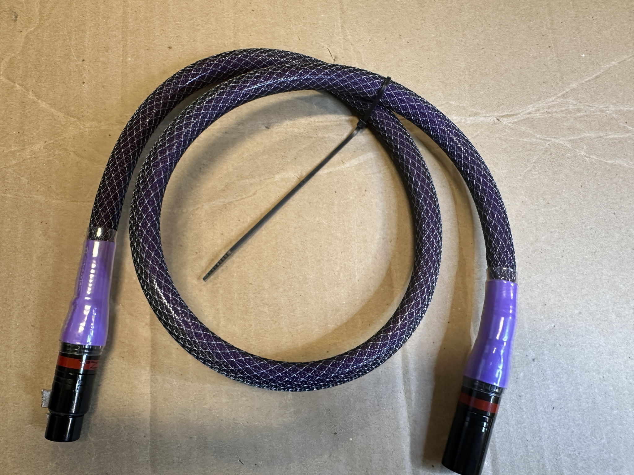 Acoustic Zen Matrix Reference II, Single XLR Cable 3