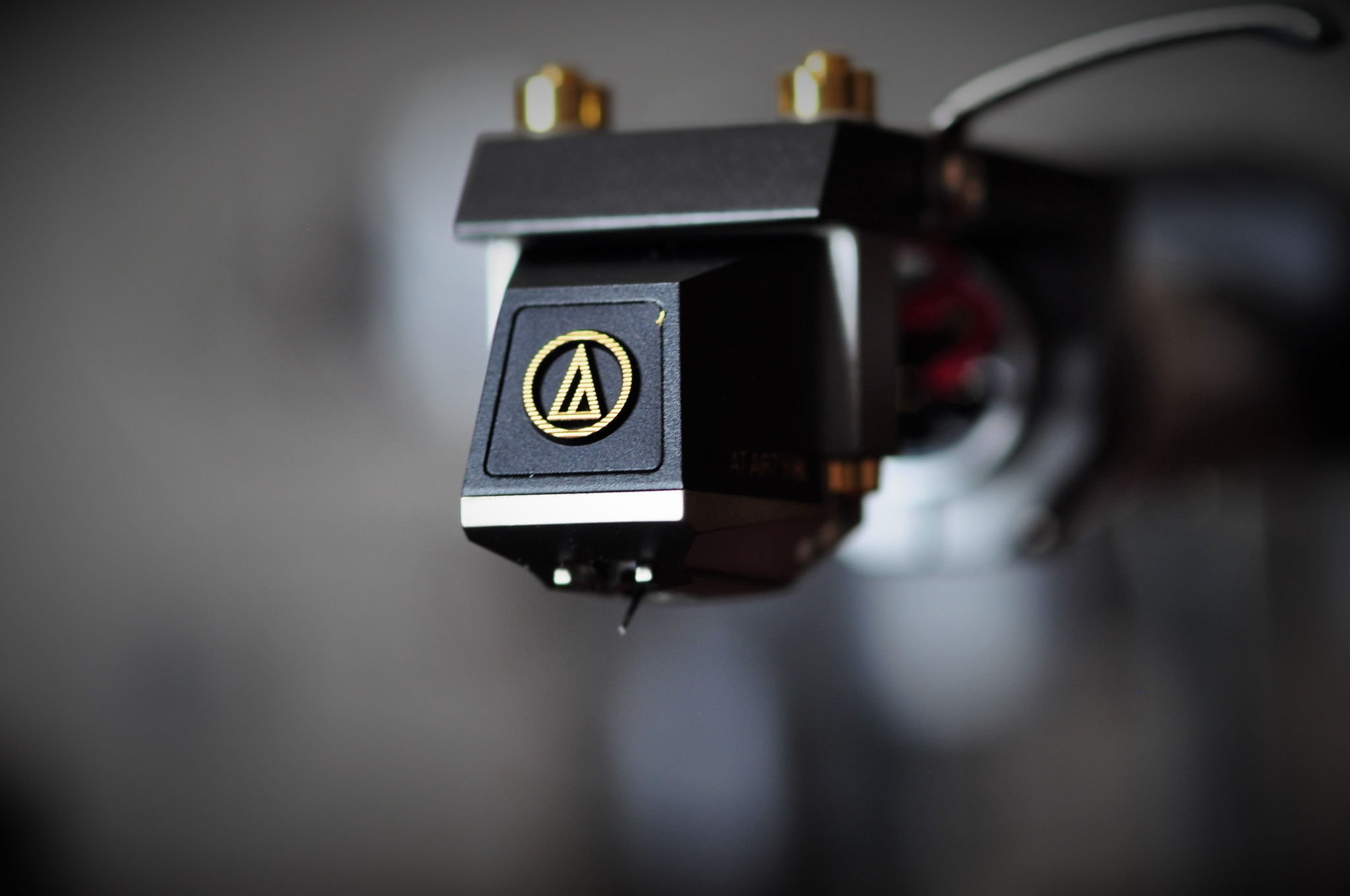 Audio Technica ART-9 Moving Coil Cartridge