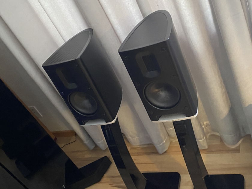 Scansonic  MB-1B stand-mount speakers - plus FREE Scansonic speaker stands - in excellent condition