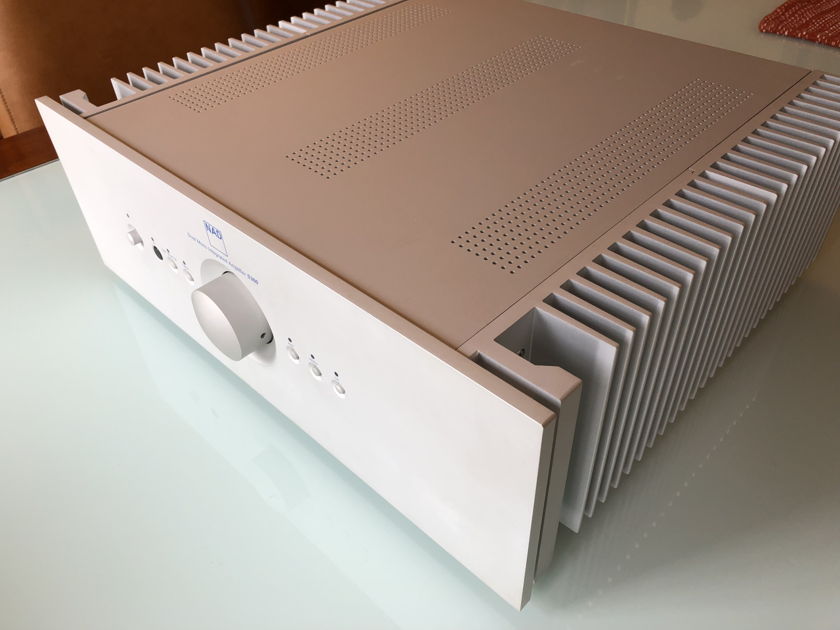 NAD Silverline S300 integrated, original box; MSRP $3,000; Clone of Gryphon Tabu int.