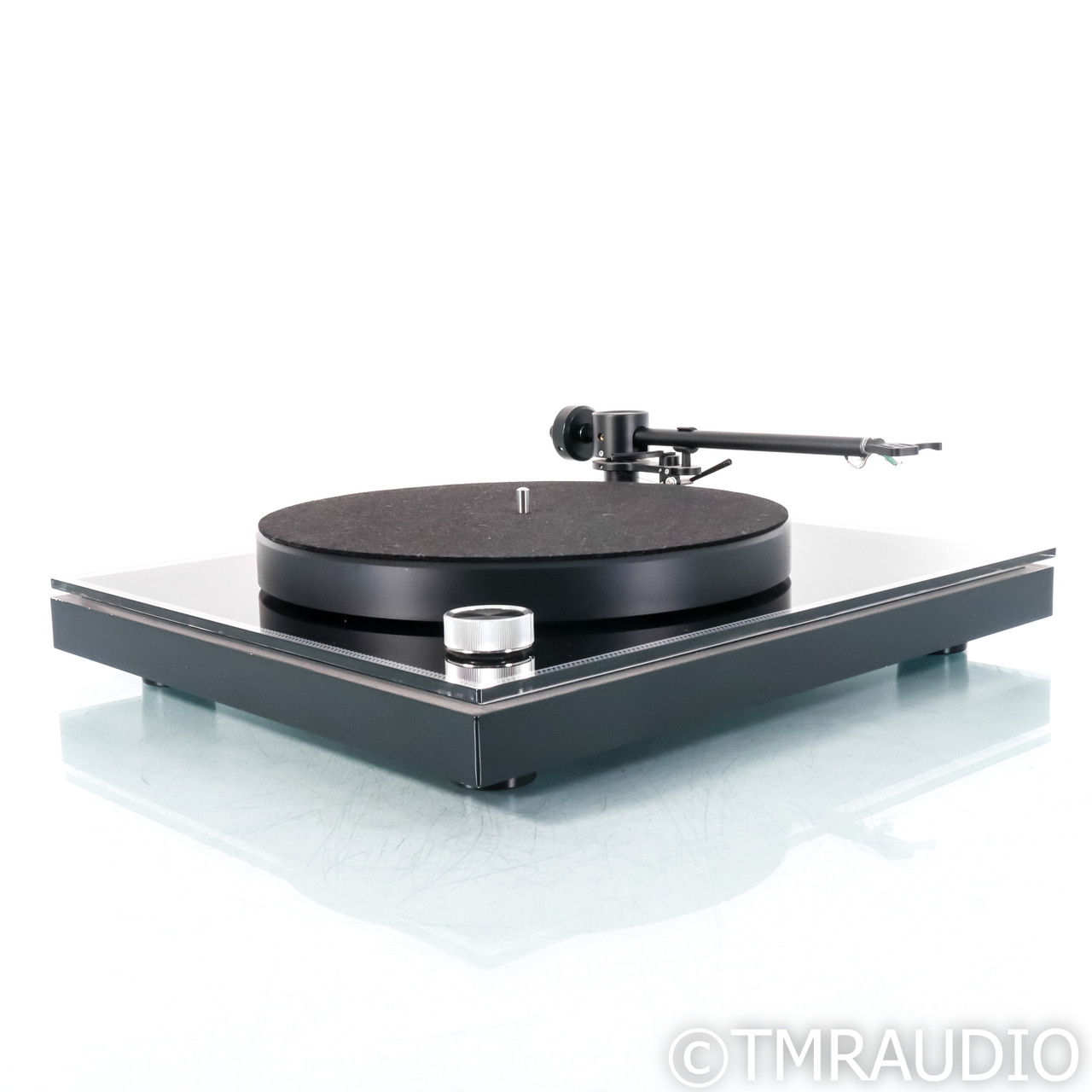 McIntosh MT2 Belt Drive Turntable (No Cartridge) (69124) 3