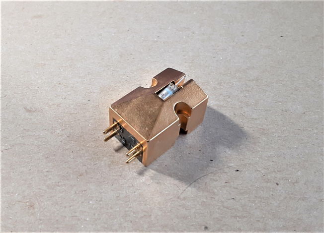 Denon DL-103 Gold rare cartridge MINT condition collect...