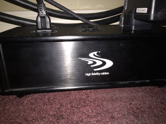 High Fidelity Cables MC-6 Power Conditioner