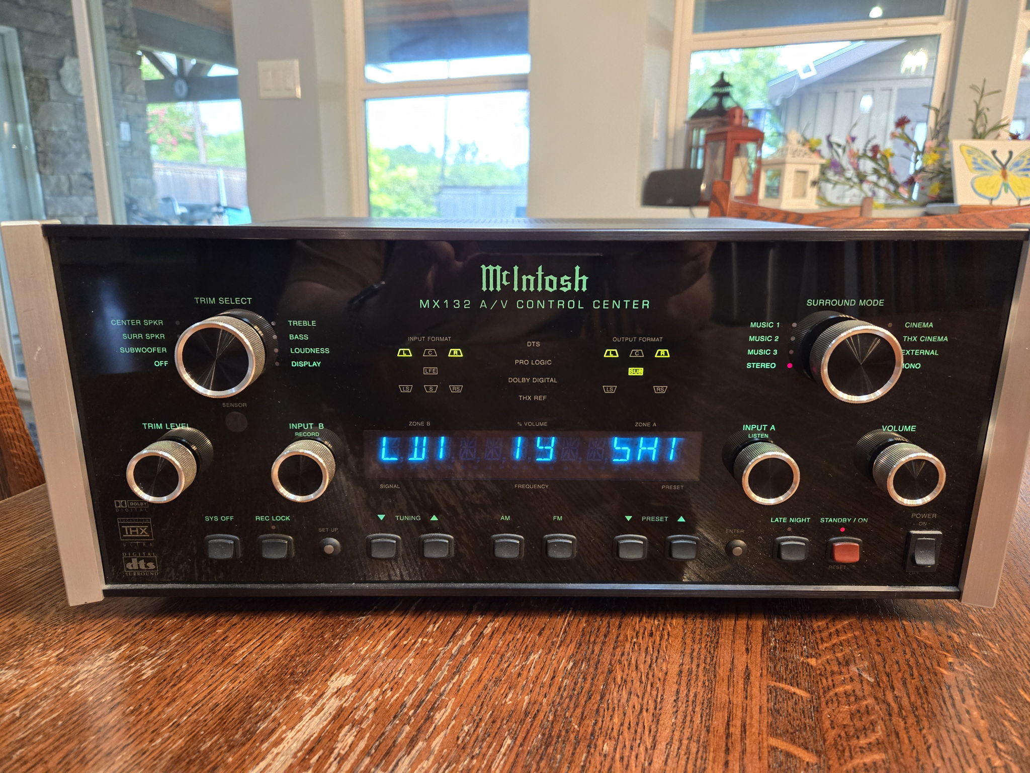 McIntosh MX-132