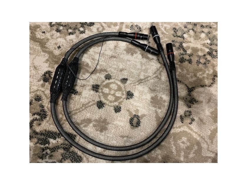 Pair of Tara Labs ISM Onboard The 0.3 Interconnects XLR, 1m