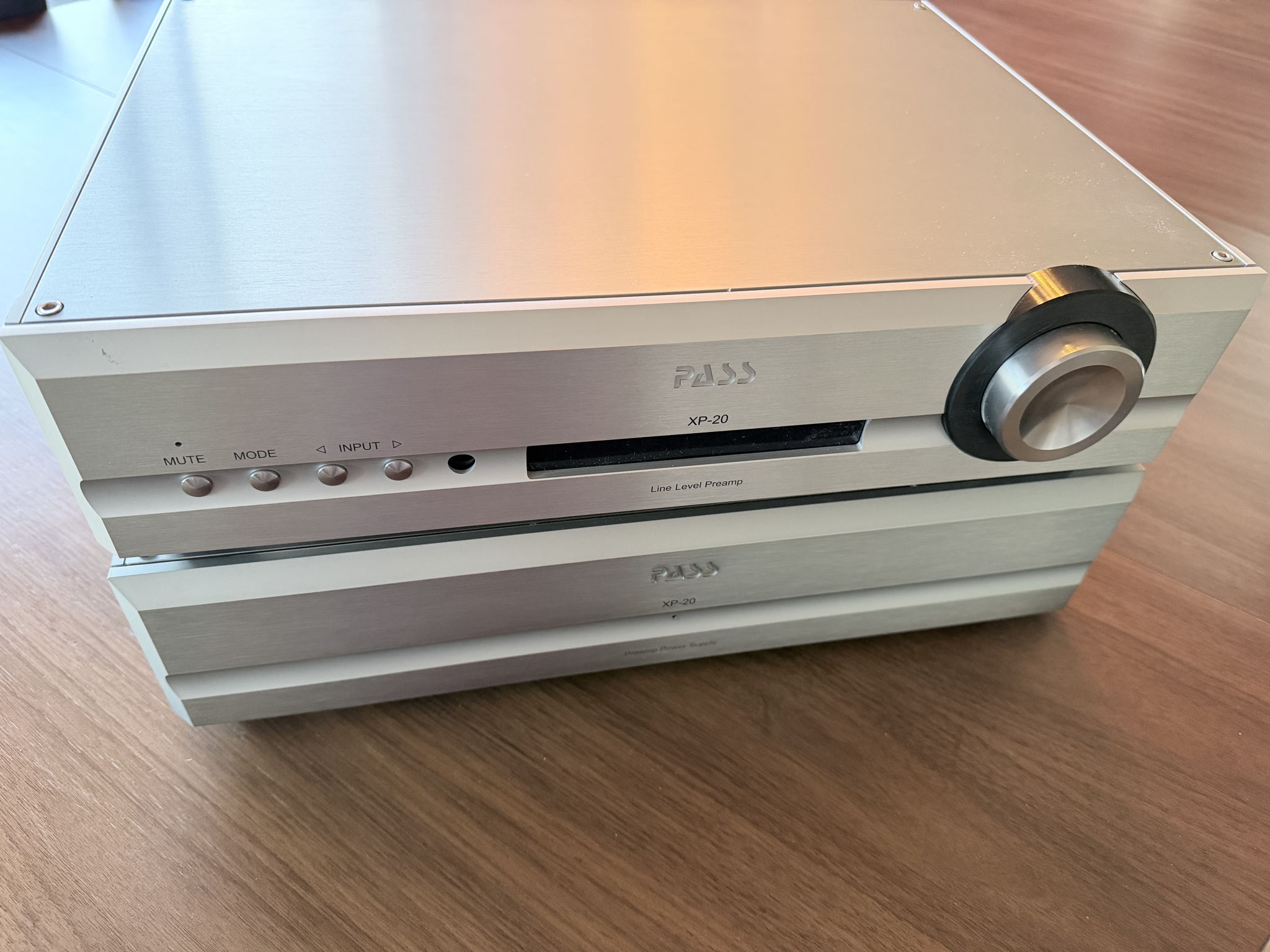 Pass Labs XP-20 Stereo Preamplifier