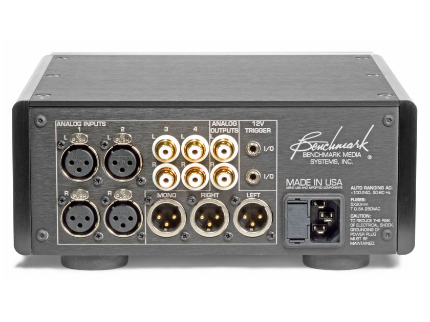 BENCHMARK LA4 Line Preamplifier. Stereophile CLASS A Recommended Component