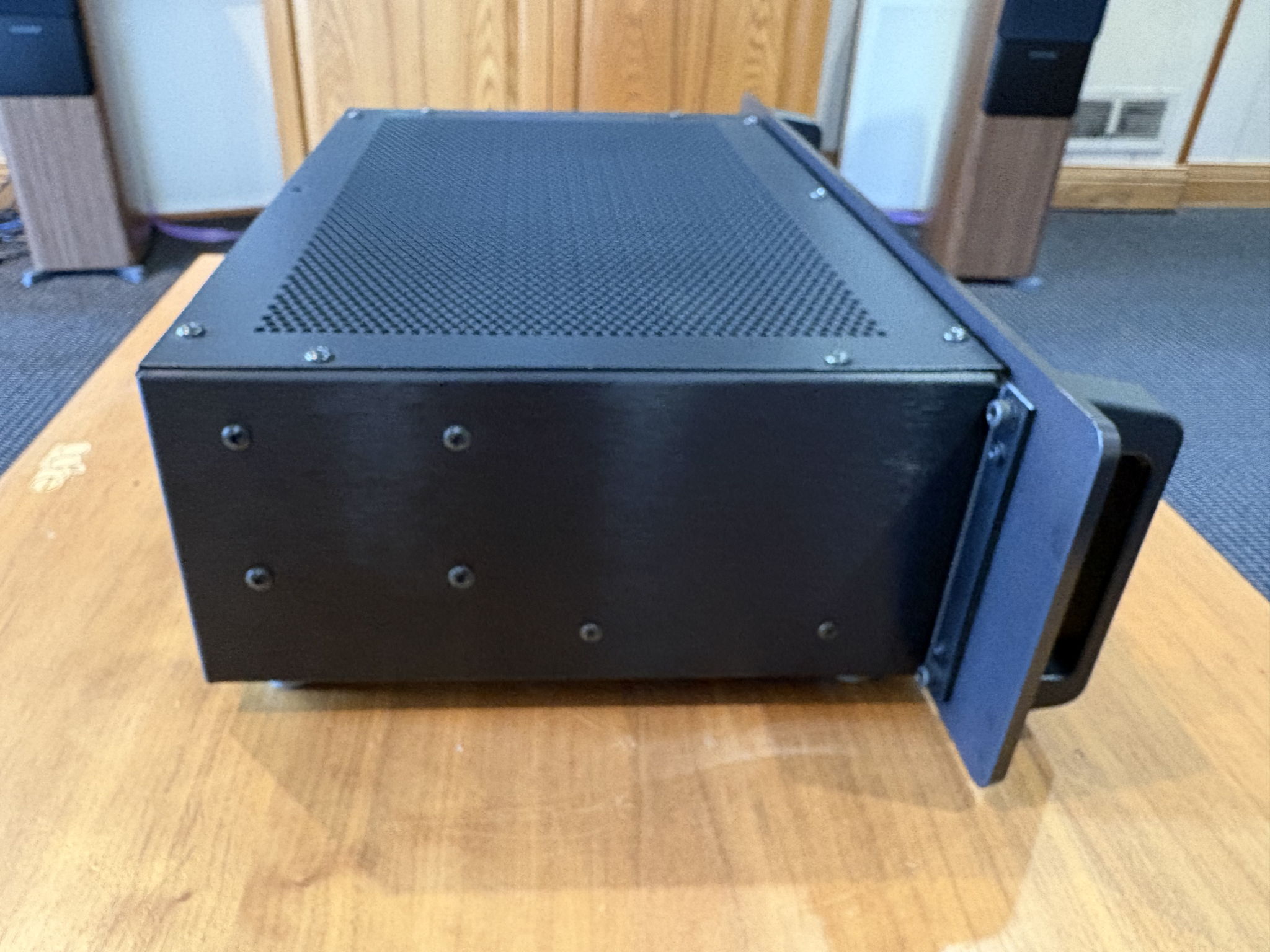 Audio Research LS15 Tube Preamplifier in Black 4