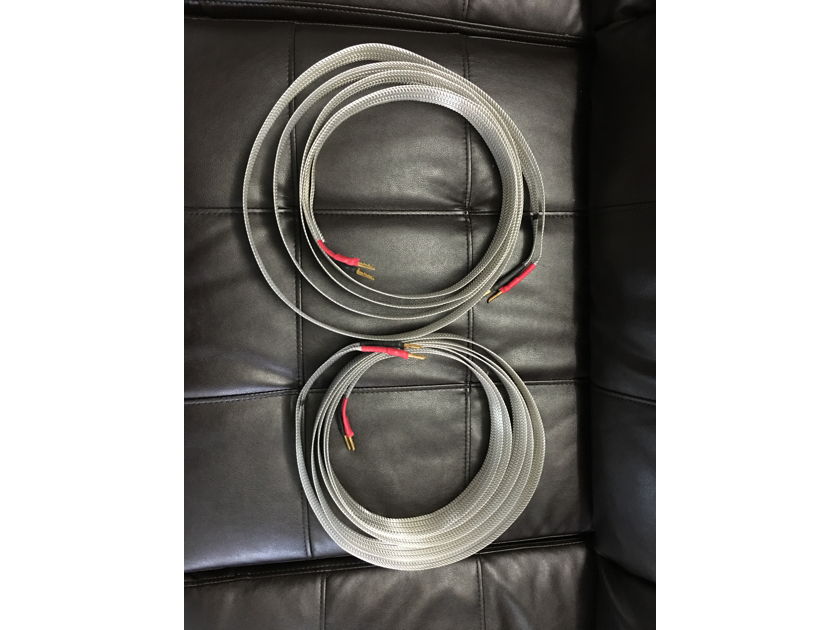 Nordost tyr  speaker cables with original factory bananas 3 Meters