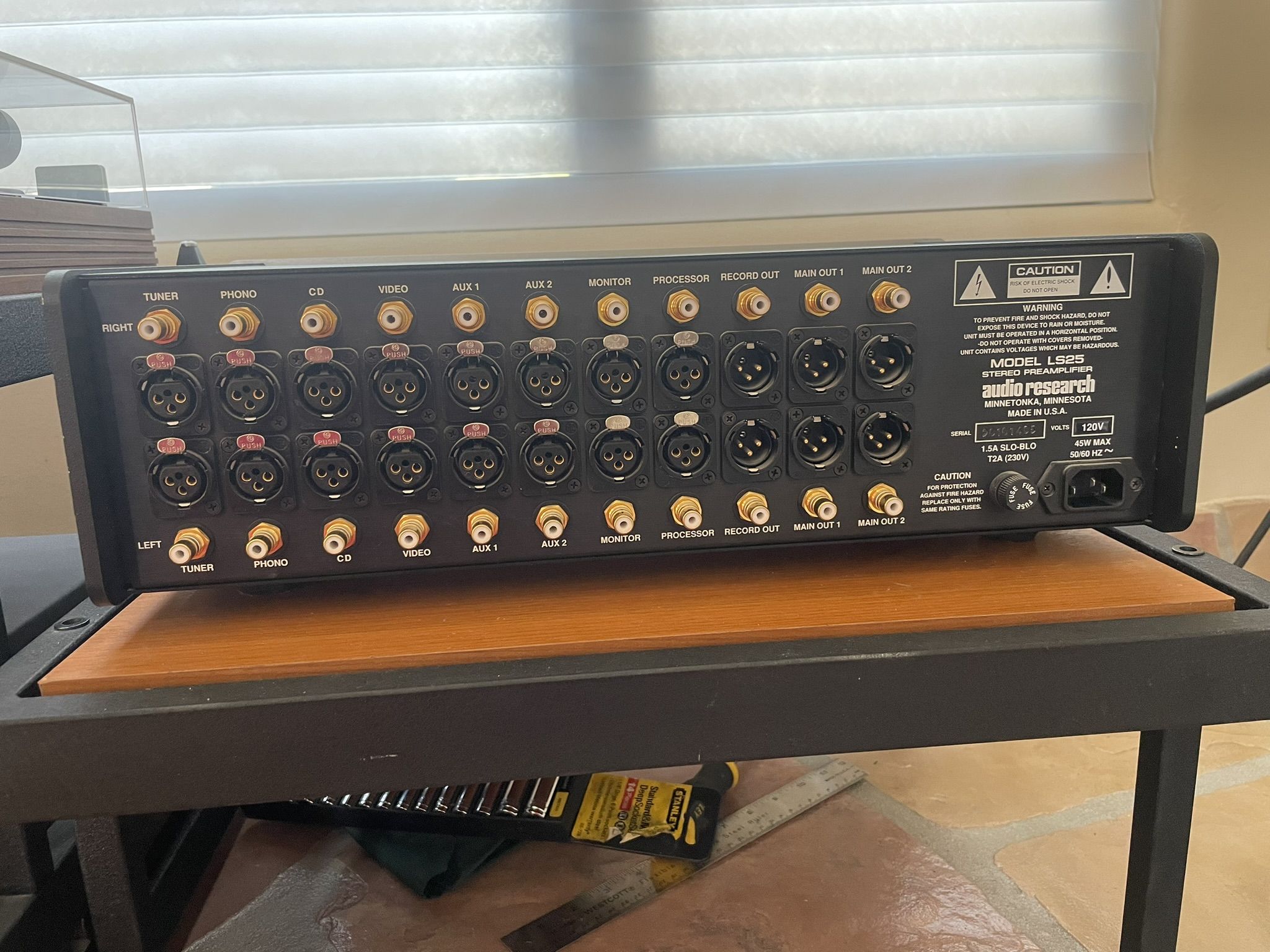 Audio Research LS25 with Remote 5