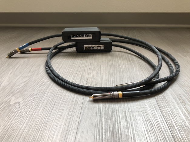 MIT  Spectral MI-330 Ultralinear II RCA Cables 2 Meters...