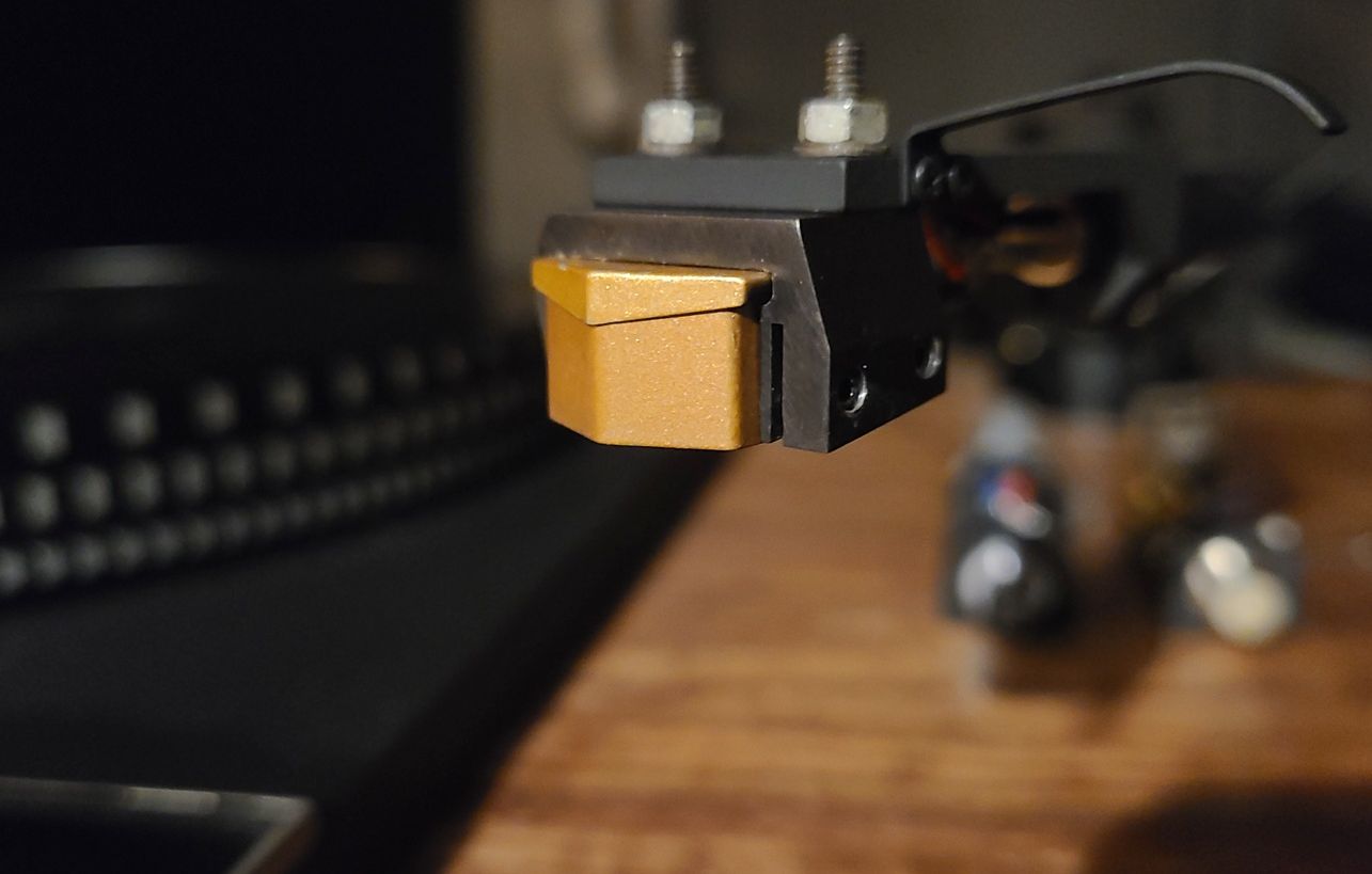 Decca Gold with line contact stylus