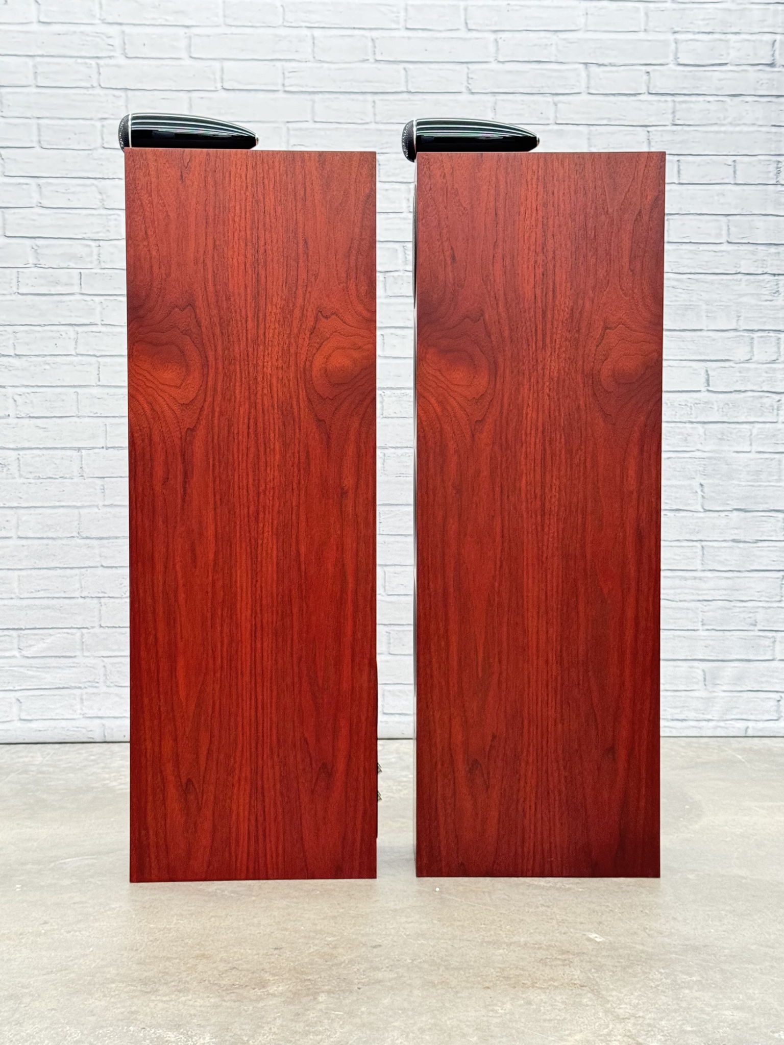 B&W (Bowers & Wilkins) 702 S2 Floor Standing Speakers i... 5