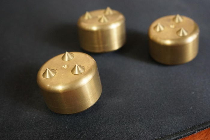 Mapleshade Original Triplepoints Brass Footers Set of 3...