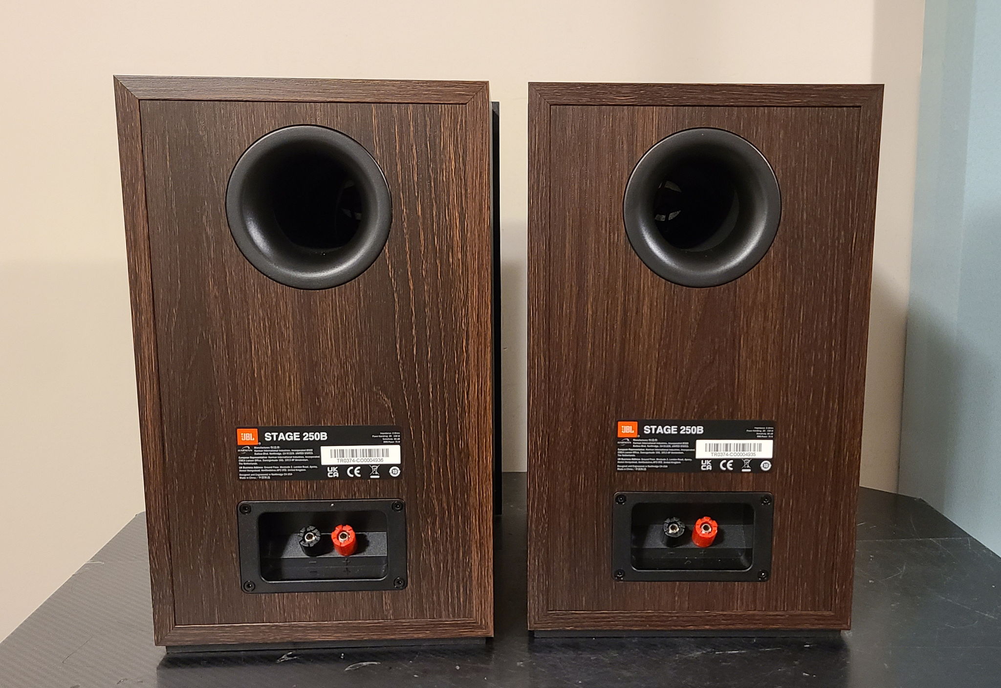 JBL Stage 250B Bookshelf Loudspeakers 5