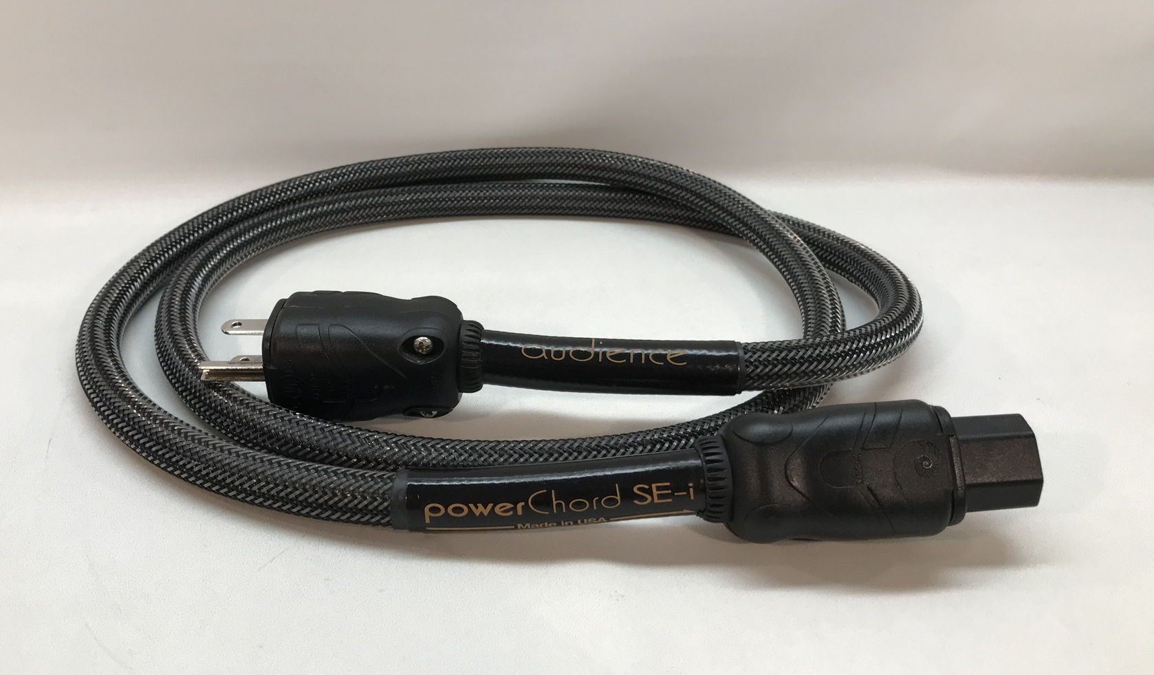 Audience powerChord SEi 2 METERS, 15 AMP U.S., NEAR MIN... 2