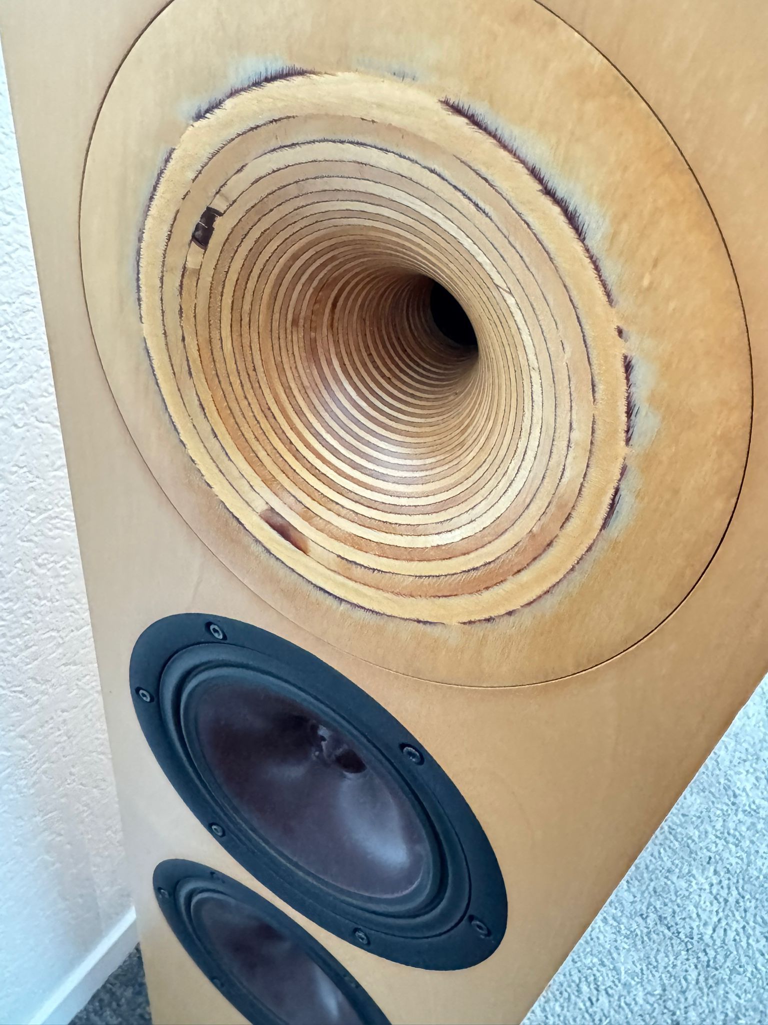 Odeon Tosca S speakers in maple 5