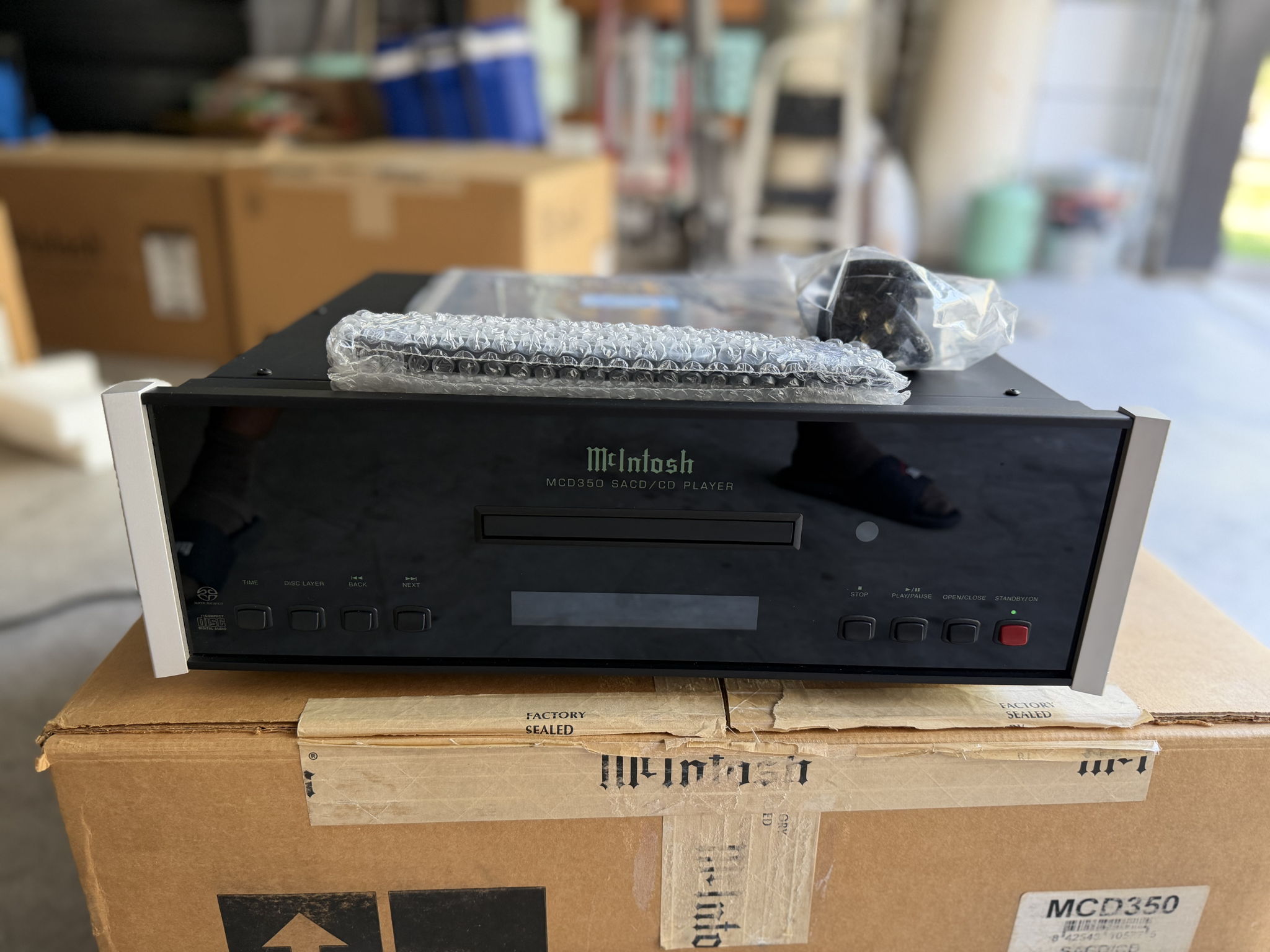 McIntosh MCD350 SACD PLAYER 3