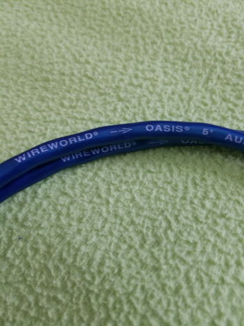 Wireworld Oasis 5.2  .5m Interconnects