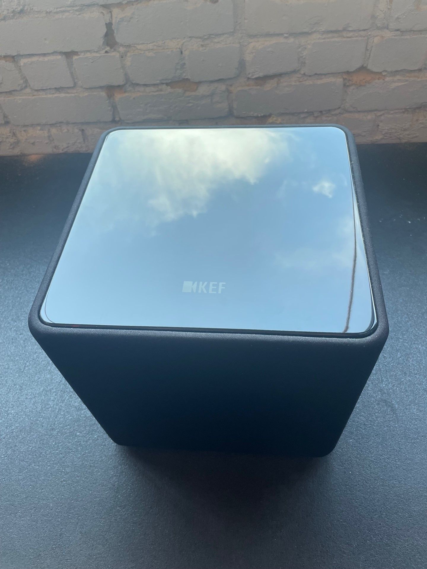 KEF KUBE 8B Subwoofer 2