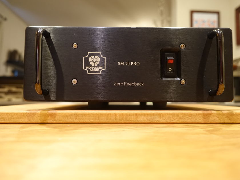 Monarchy Audio SM-70 pro Class A Amplifiers Pair