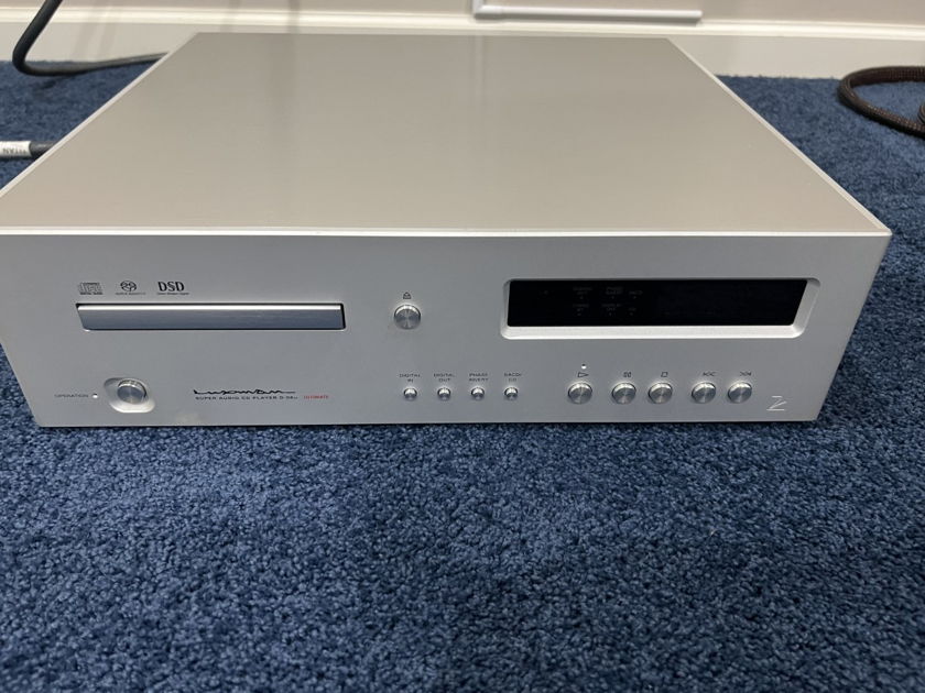 Luxman D-06U Ultimate SACD Compact Disc Player