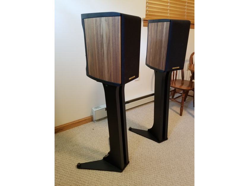 Sonus Faber Liuto monitor Wood, With Stands