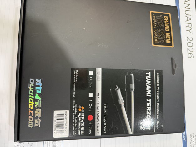 Oyaide Tunami Terzo XX V2 (x3 XLR/x1 RCA)