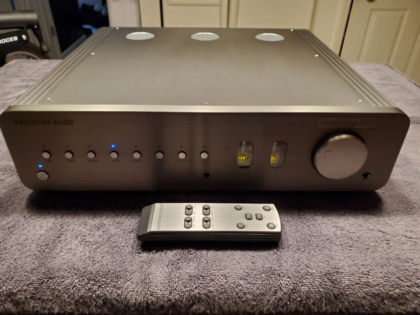 Peachtree Audio X-1 (FLAGSHIP) Grand Integrated Amp/DAC/Tube preamp, 440/770W@8/4 ohms