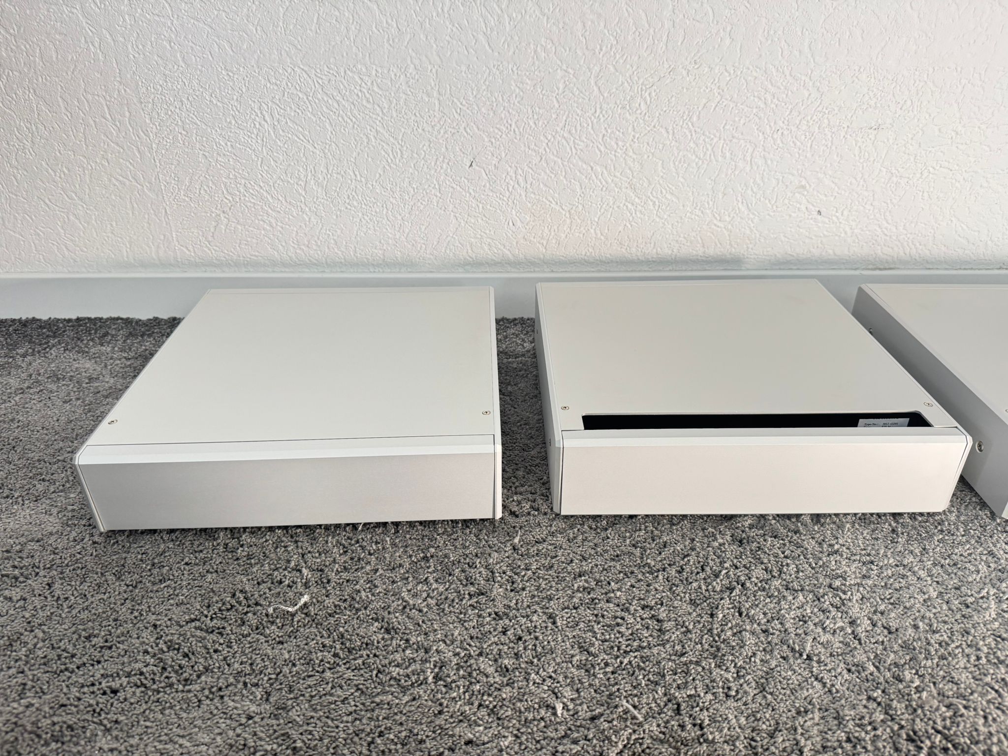 T+A Elektroakustik M820 M 820 complete system in silver 2