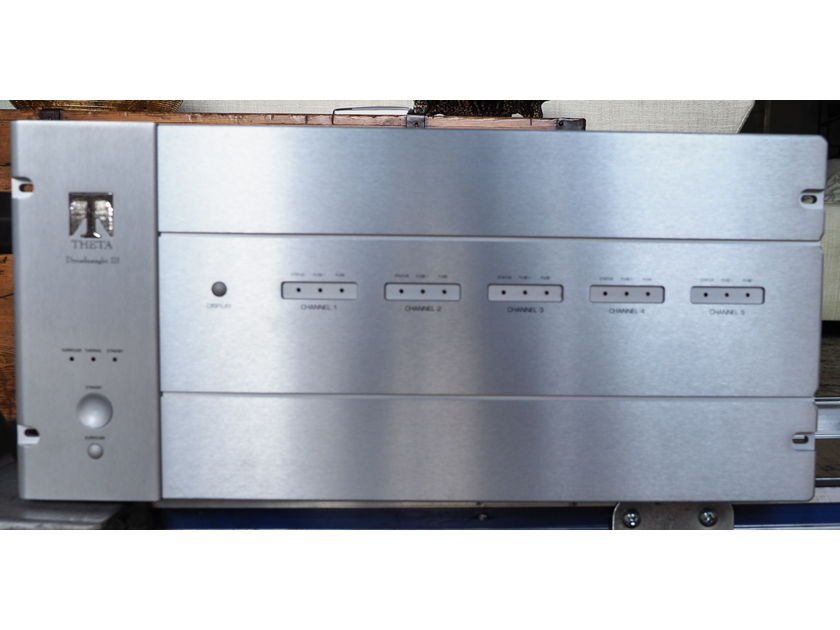 Theta Digital Dreadnaught III 7 Channel Amplifier - Excellent Condition !
