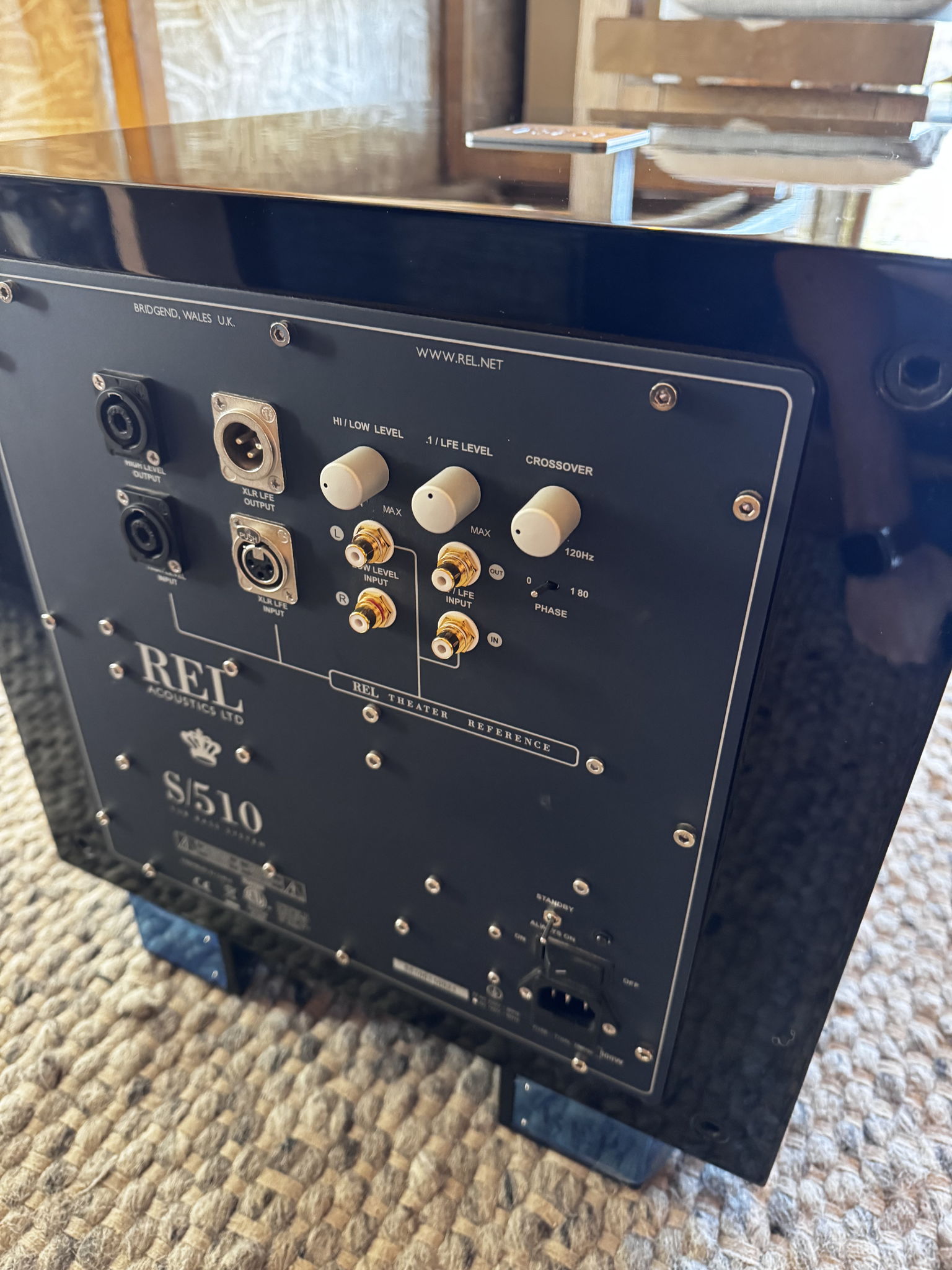 REL Acoustics S/510 4