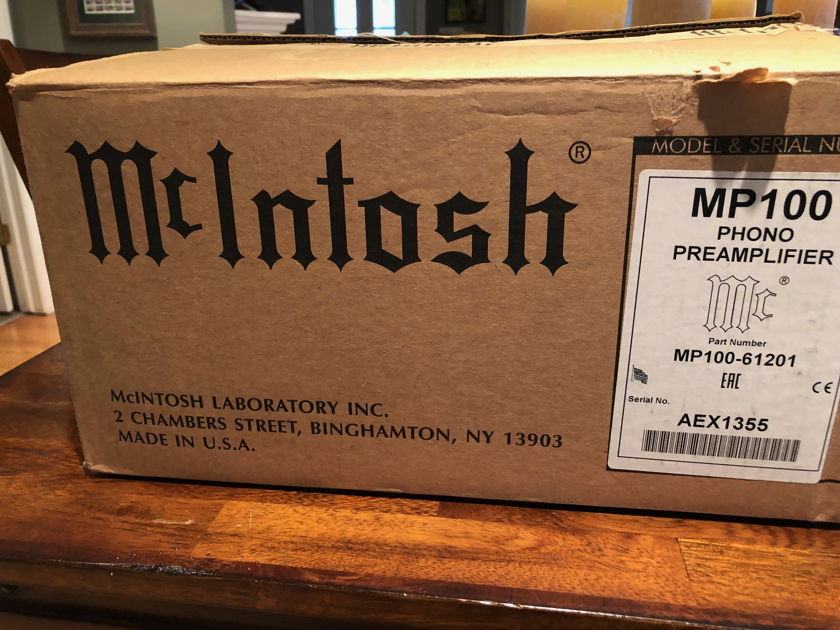 McIntosh MP100 Phono Preamp