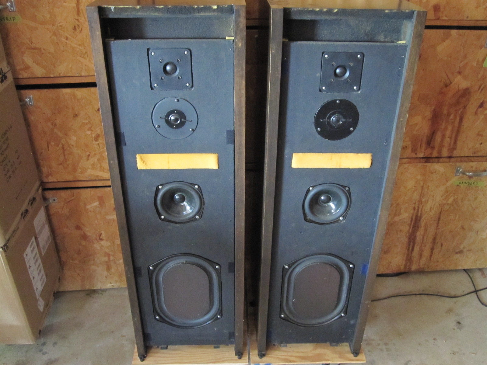 BJ Webb Transmission Line Like Cambridge Audio R50 Kef ...