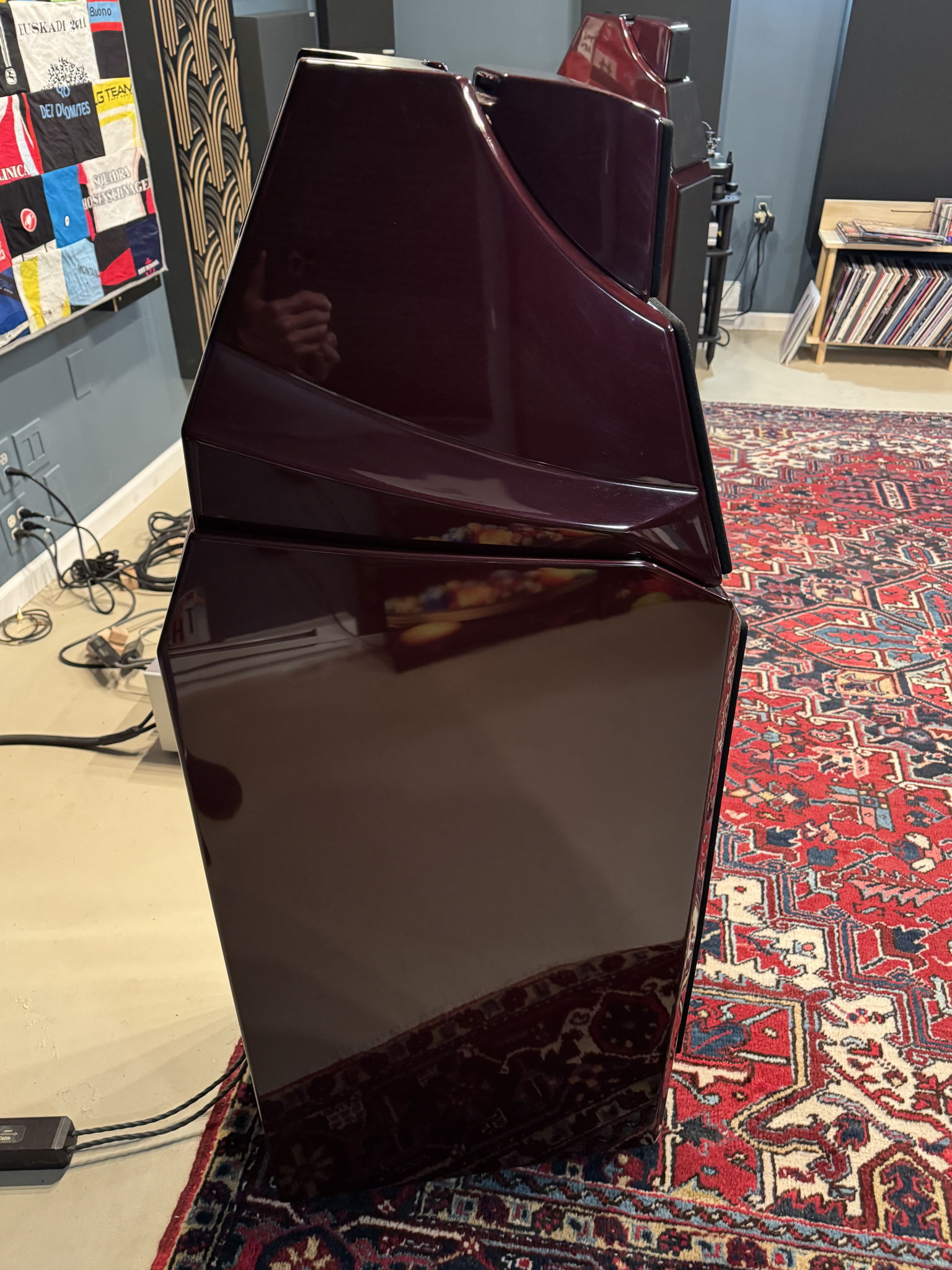 Wilson Audio Alexia 1 candy apple 3