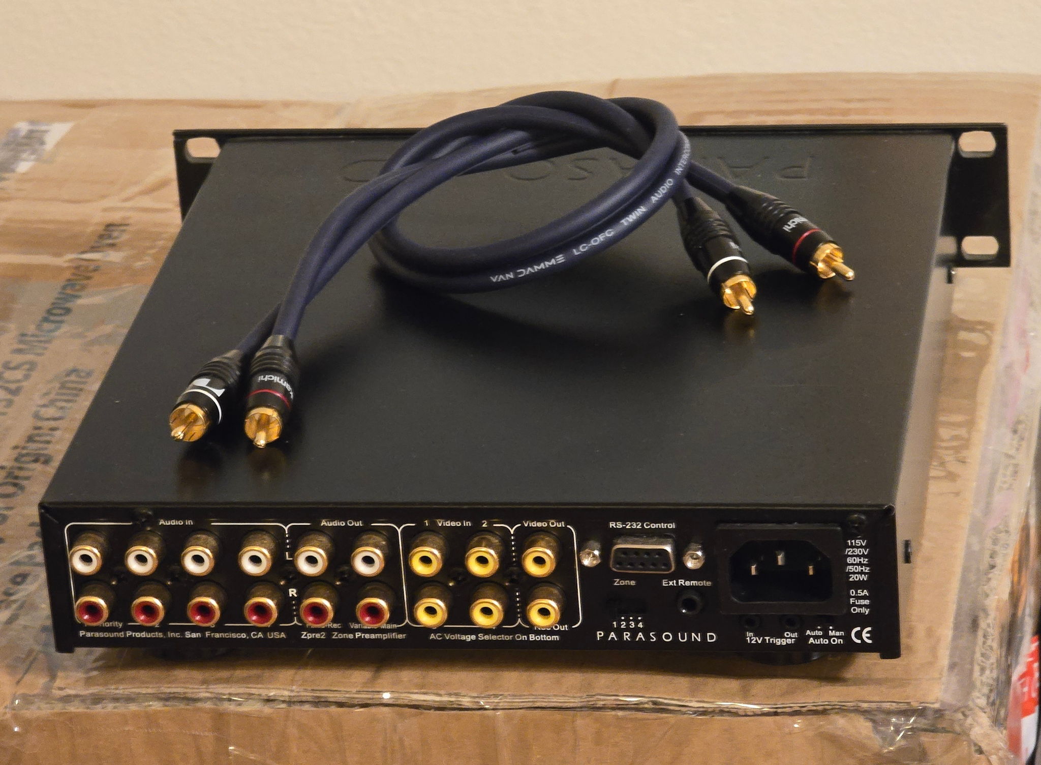 Parasound ZAMP v3 Amp & Zpre Zone Pre-AmpPre 3