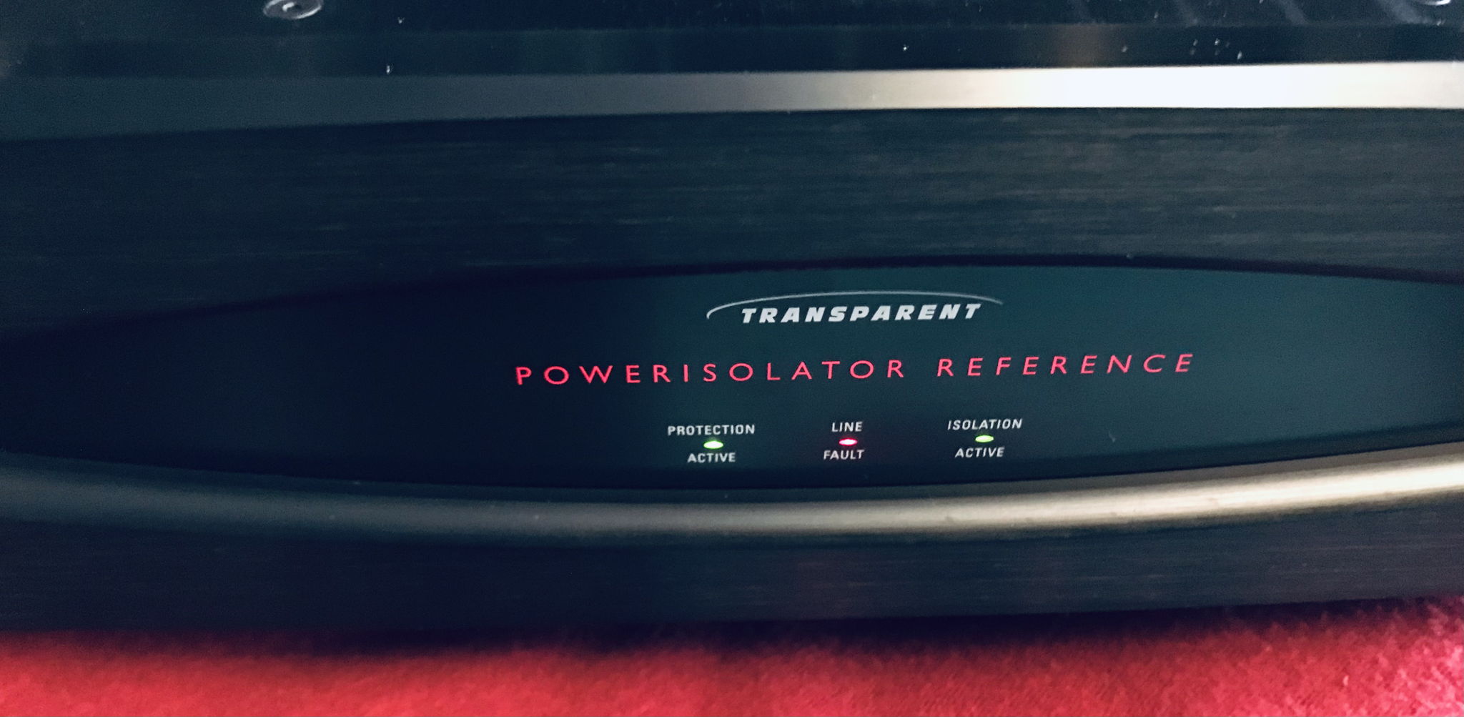 Transparent Audio Reference Level Powerisolator with Tr...