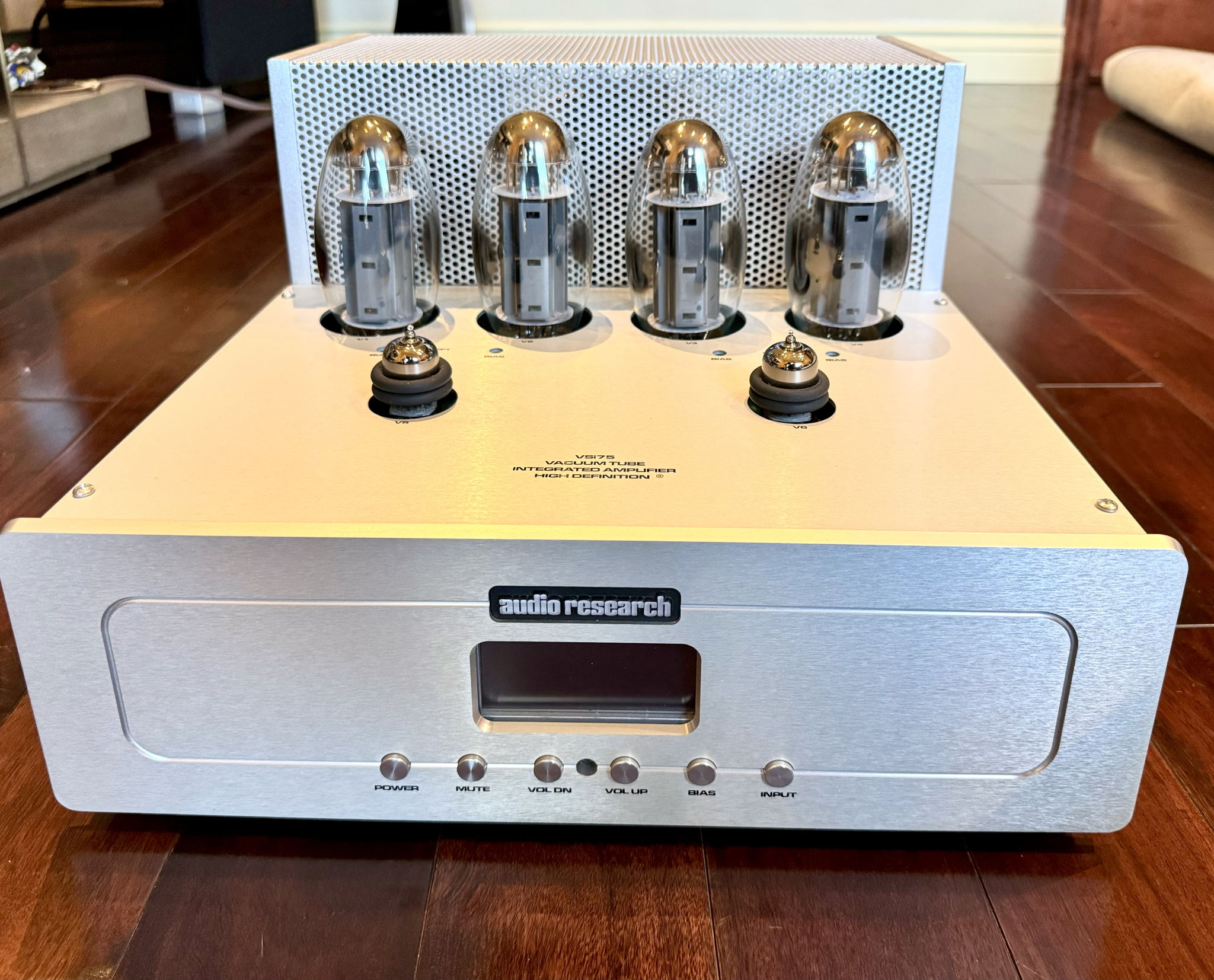 Audio Research VSi75 Integrated Amplifier 2