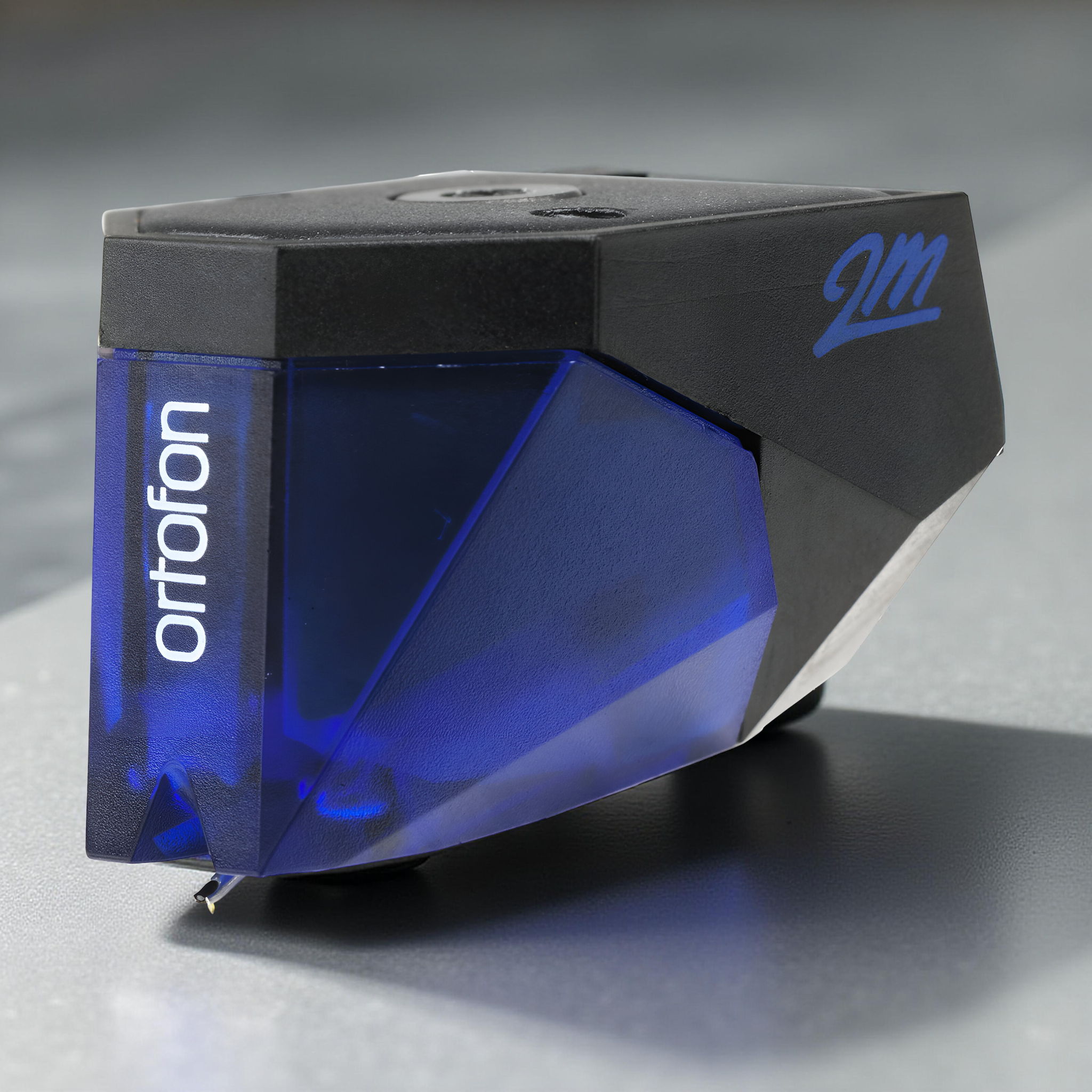 Music Hall MMF 5.3SE in Satin Walnut with Ortofon 2M Blue 5