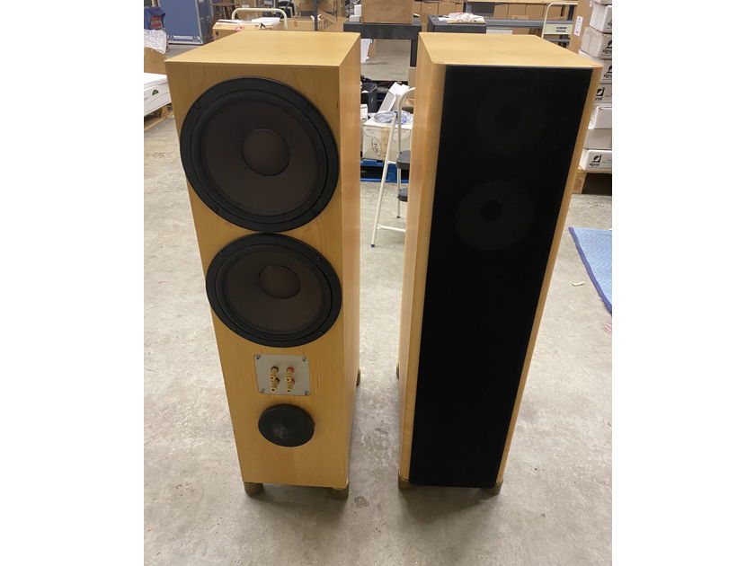 Horning Pericles DX2 Loudspeakers - Cherry Trade-ins!