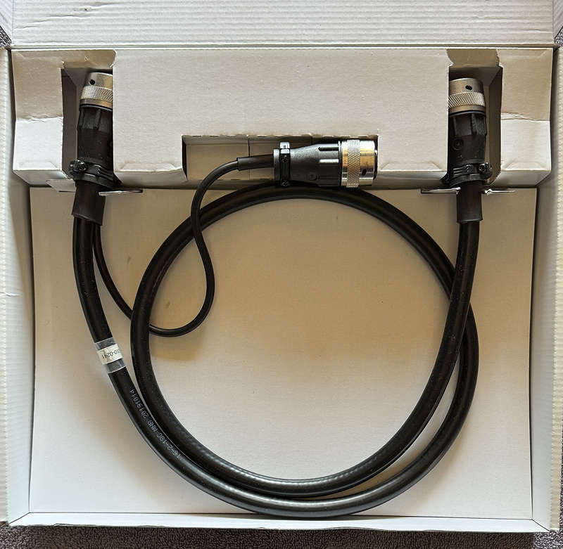 Naim Audio Burndy Cable XPS to New Classic 2