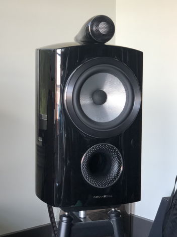 B&W 805 D3 Speakers - Mint