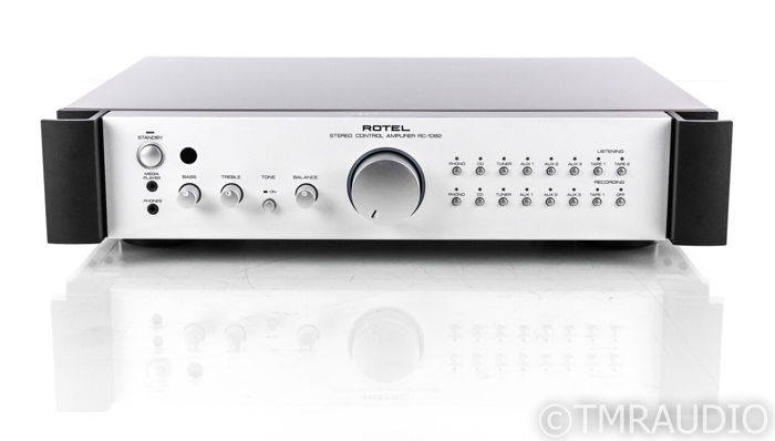 Rotel RC-1082 Stereo Preamplifier; RC1082; Remote (20221)