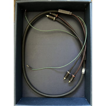AG-12 R4 RCA/AC phono cable