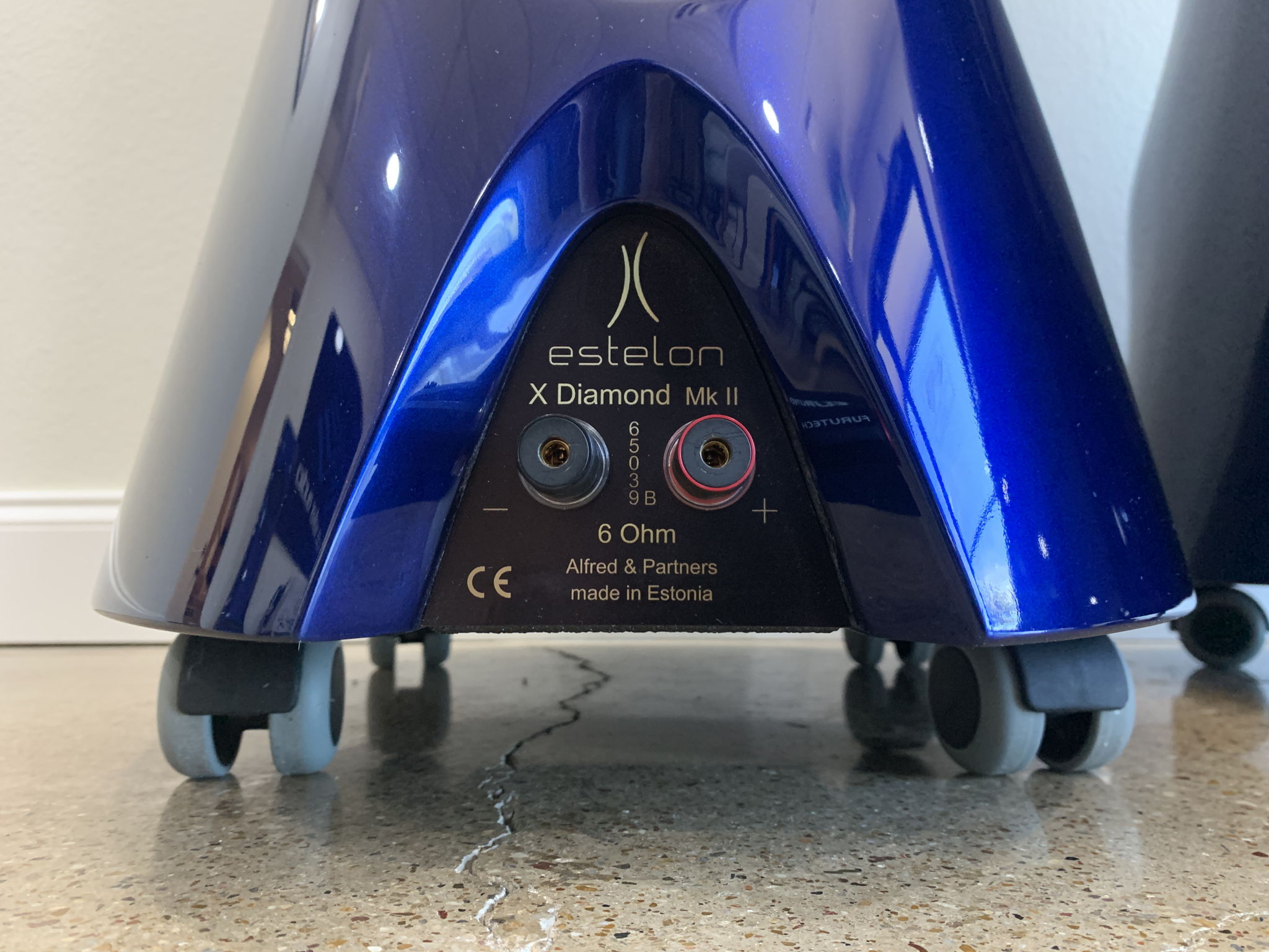 Estelon X Diamond MkII Speakers - Cobalt Blue - Excelle... 12