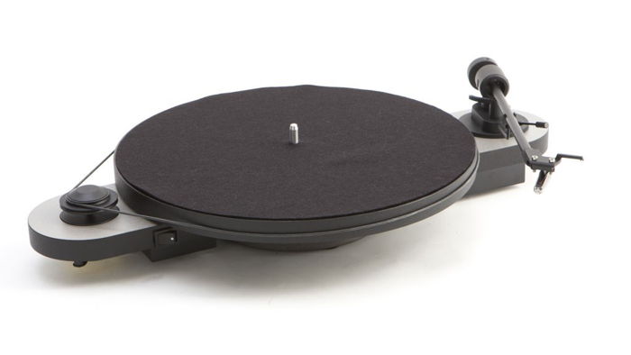 Pro-Ject Elemental Turntable Silver In box, never touch...