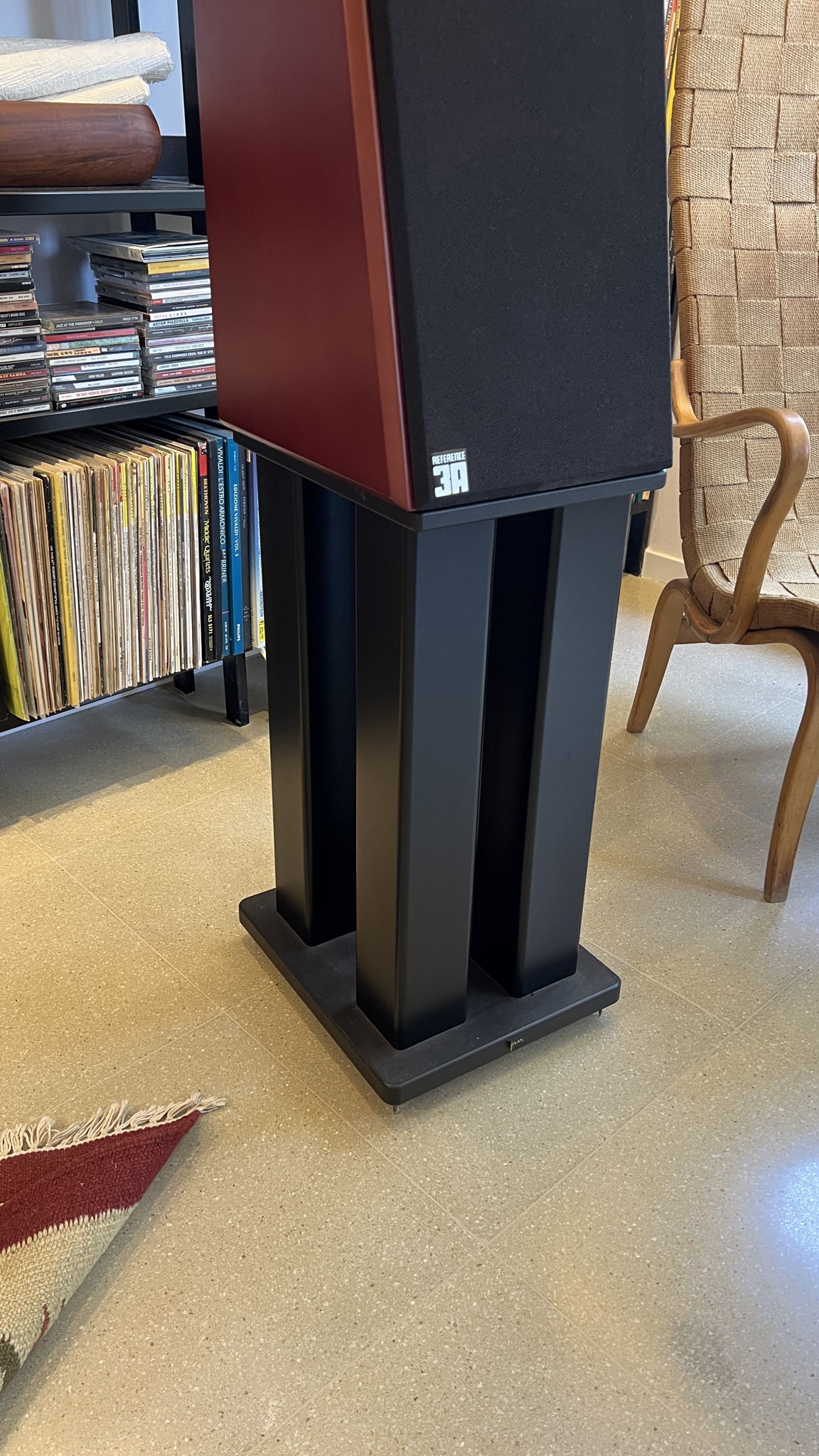 24" Stands