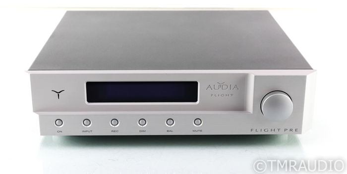 Audia Flight Pre Stereo Preamplifier; Silver; Remote (2...