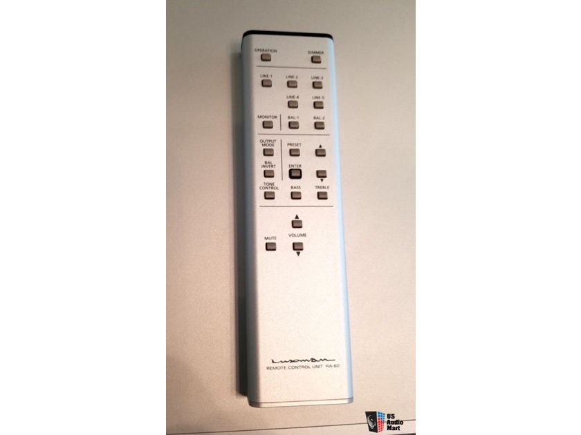 Luxman C 600f Control amplifier w/remote